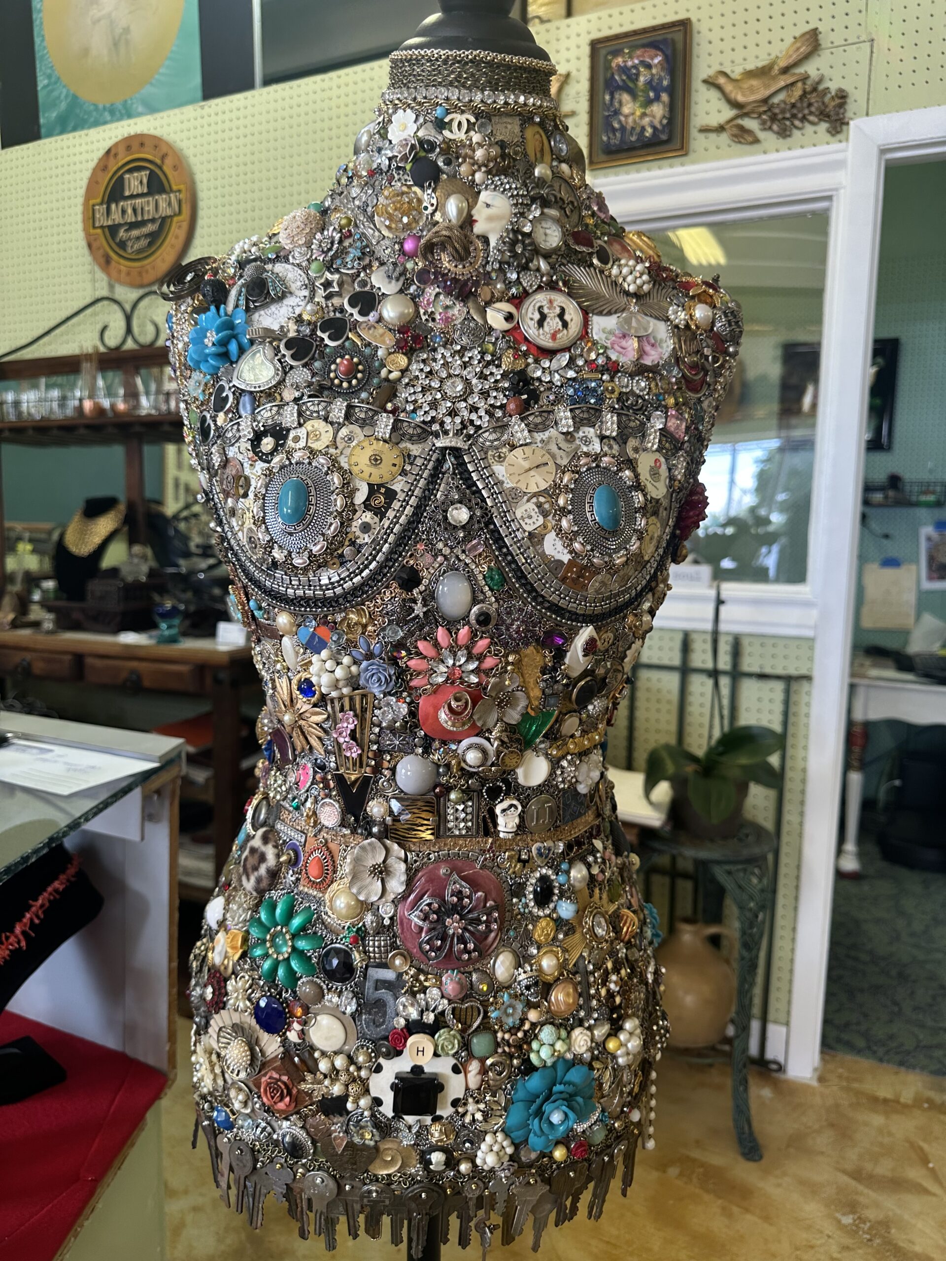 Jeweled Embellishment 